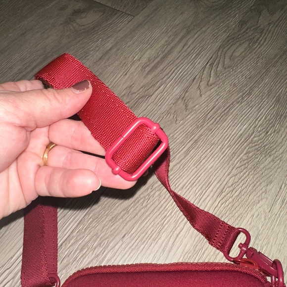 DAGNE DOVER x SEPHORA Limited Edition Mara Phone Sling Crossbody Burgundy Bag - Picture 6 of 9